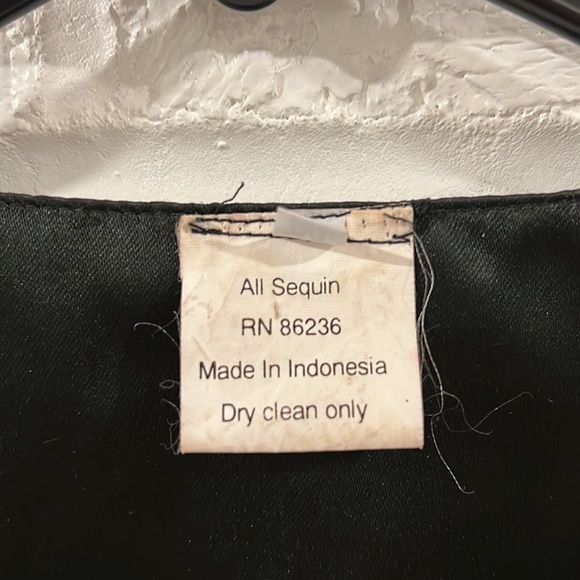 Multicolor Sequins Vest - Picture 3 of 4